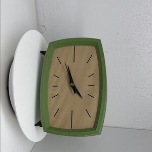 Green and Tan Desk Clock